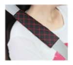 جراب مزخرف لحزام أمان السيارة مناسب لكل انواع السيارات - AW-11 - أسود في أحمر