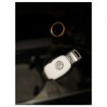 غطاء  لمفتاح السيارة مع لوجو Apple Tree  لمرسيدس  E Class 2016-2019  / لون ابيض